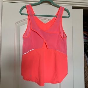 Lululemon Run with the Sun Tank Sz 10